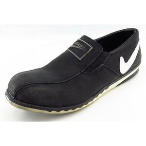 Nike Size 35 M Black Loafer Synthetic Women Shoes